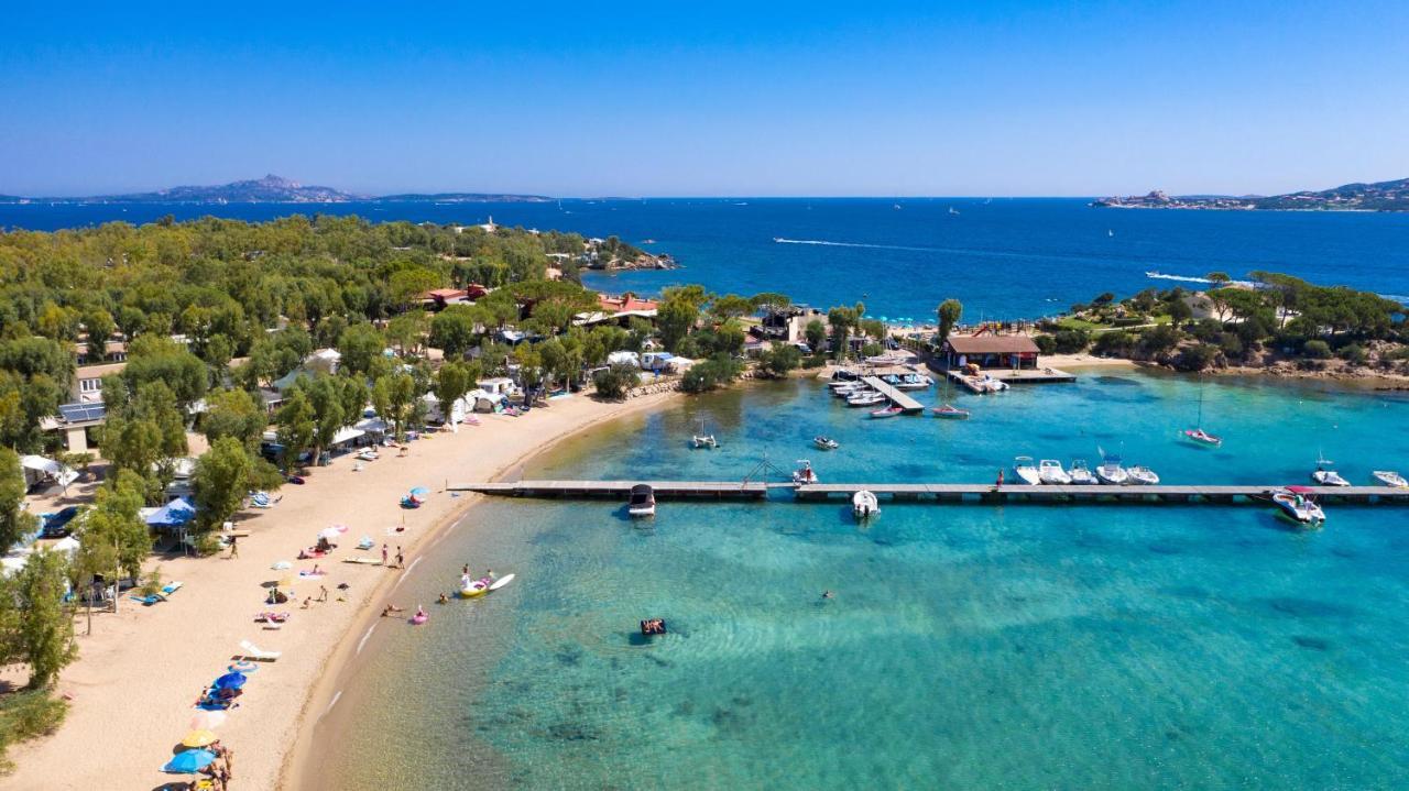 Centro Vacanze Isuledda Cannigione Esterno foto